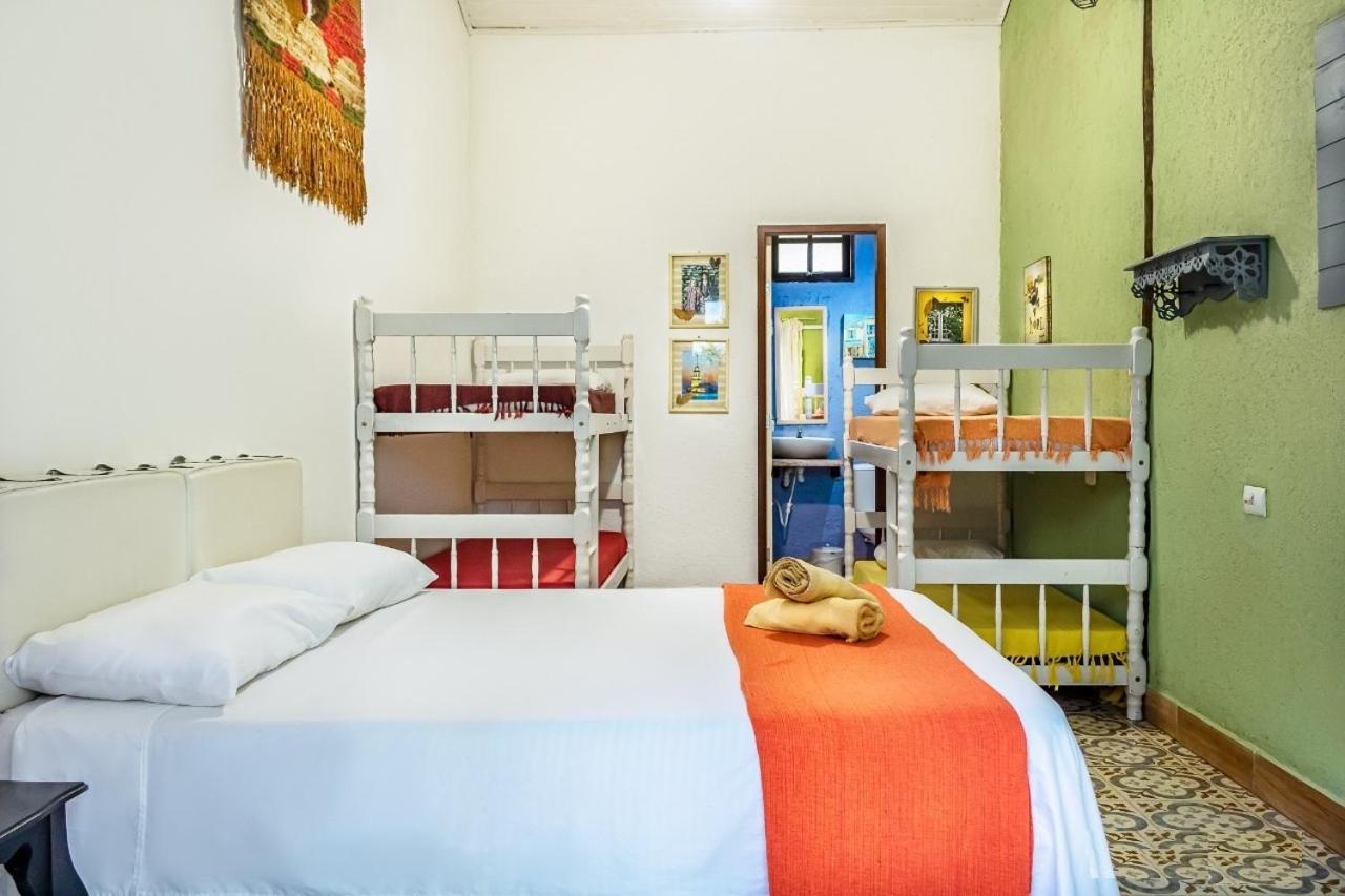 Vilarejo Praia Do Pereque Suites Ilhabela Kültér fotó