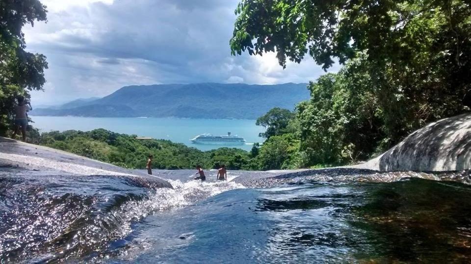 Vilarejo Praia Do Pereque Suites Ilhabela Kültér fotó